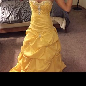 Yellow bell prom dress